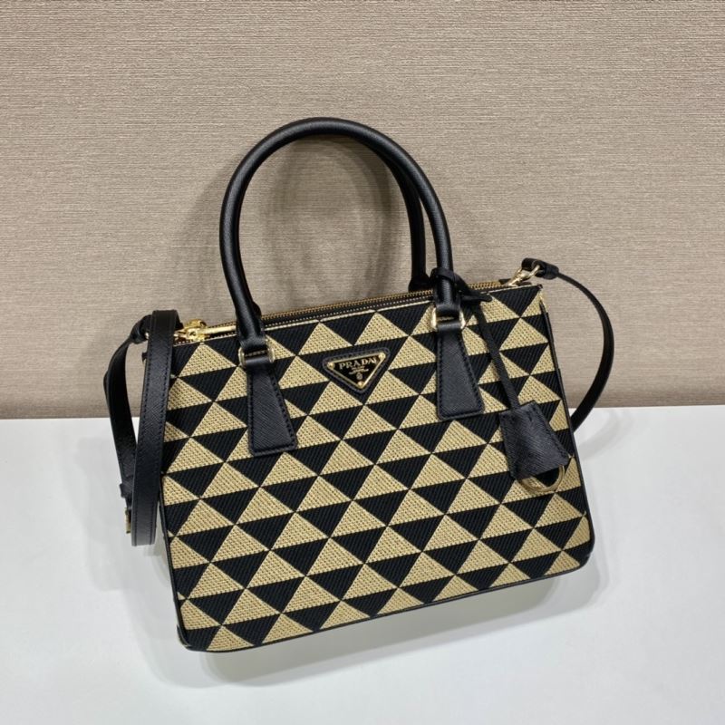 Pra*a tote bags